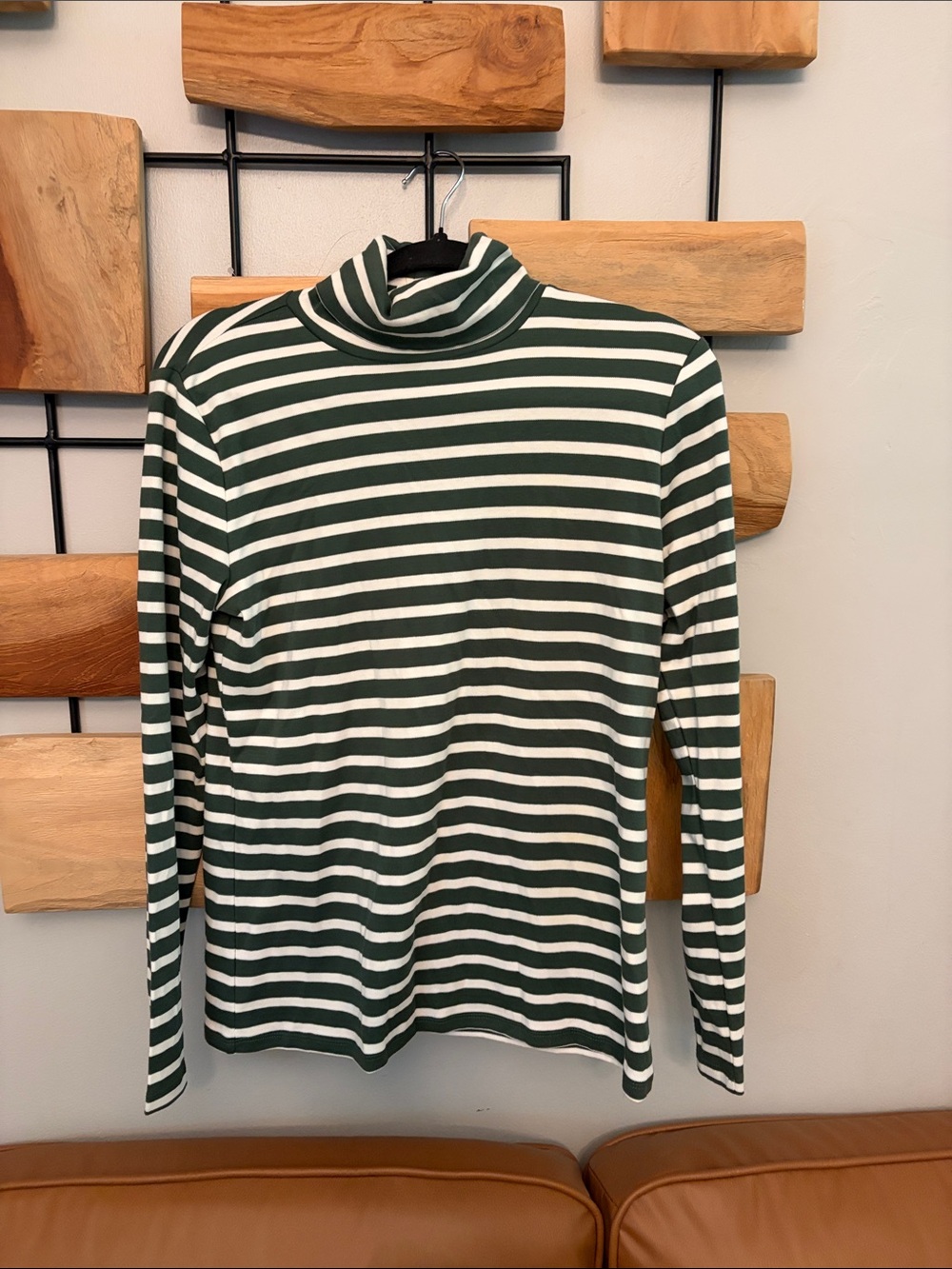 Ann Taylor Green & White Striped Turtleneck Long-Sleeve Tee